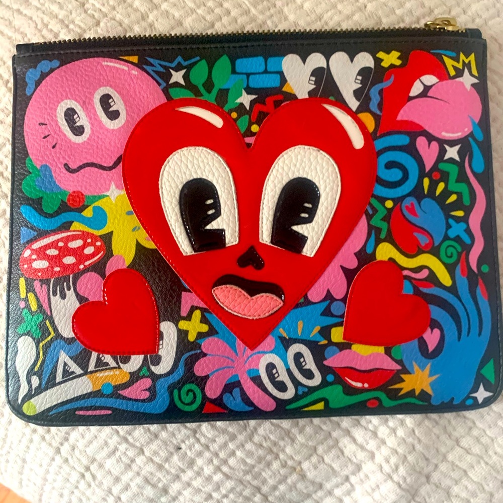 poppylissiman hearts clutch